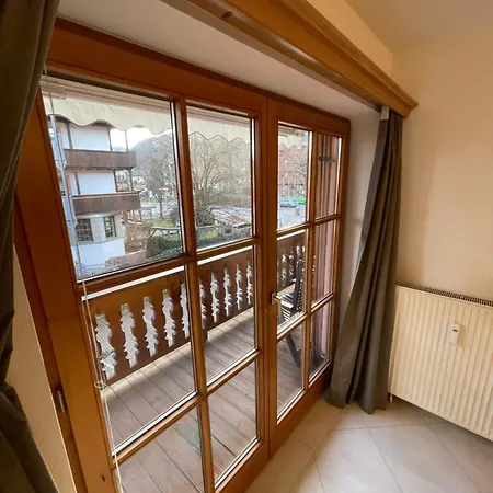 Otel Askania 1927 3*