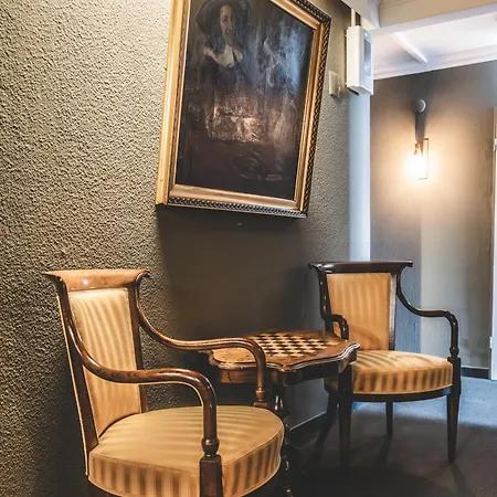 Askania 1927 Hotel 3*