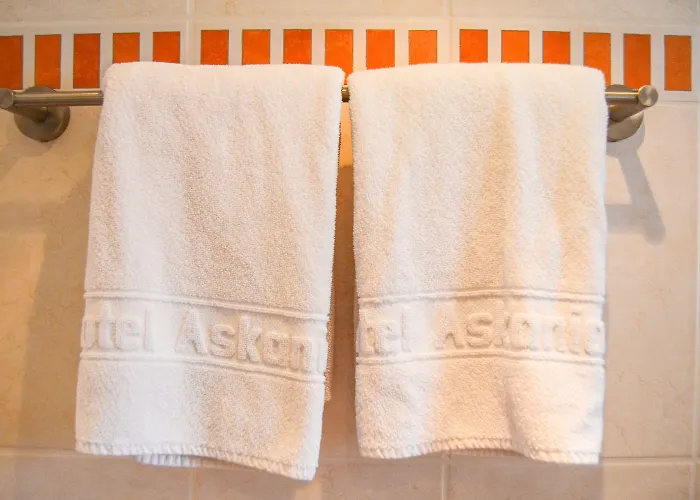 Askania 1927 Hotel 3*