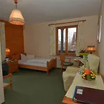 Askania 1927 Hotel 3*
