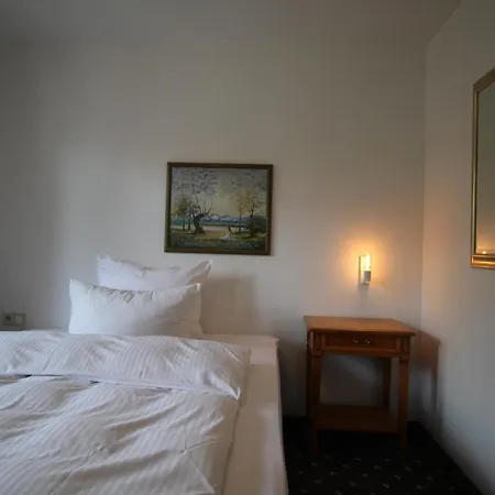 Hotel Land-gut-hotel Askania 3*