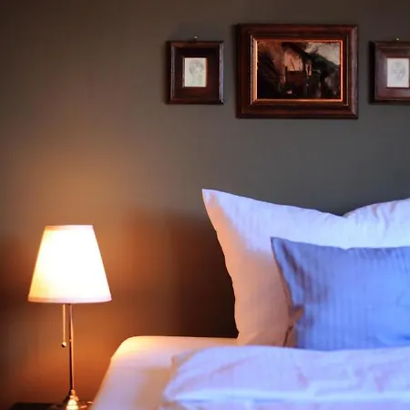 Land-gut-hotel Askania Hotel 3*