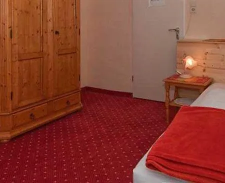 Land-gut-hotel Askania Hotel