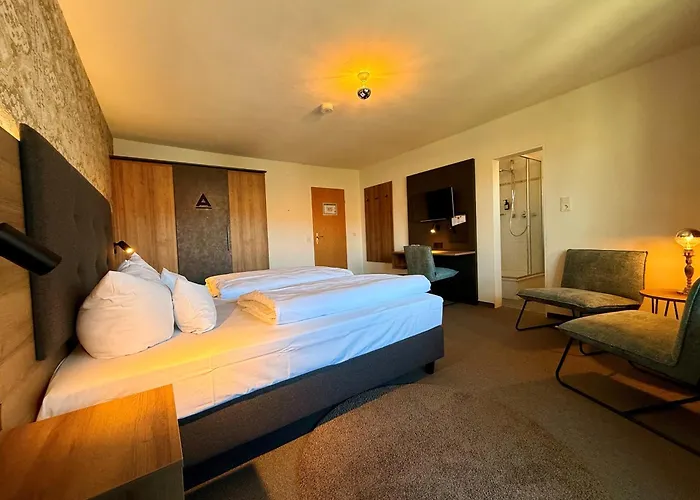 Askania 1927 Otel 3*
